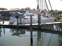 HUNTER 33' Click to launch Larger Image