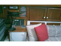 Hunter Hunter 30 Click to launch Larger Image