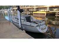 Islander 28 Click to launch Larger Image
