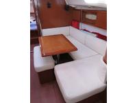 Beneteau Oceanis 40 Click to launch Larger Image