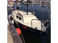 1980 Sturgeon Bay Wisconsin 18.5 Victoria Yachts Victoria 18