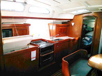 Beneteau 423 Click to launch Larger Image