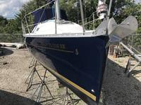 Beneteau 311 Click to launch Larger Image