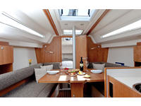 HANSE YACHTS 315 Click to launch Larger Image