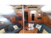 Hunter 36 Click to launch Larger Image