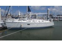 Hunter 36 Click to launch Larger Image