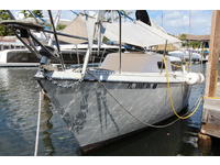SUNYACHT 27 Click to launch Larger Image