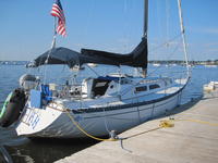 1977 Queens Long Island area New York 32 Islander Yacht MX Sloop