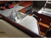 Hunter Marine USA 30T Tall Mast Sloop Click to launch Larger Image