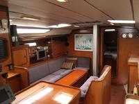 Beneteau 432 Click to launch Larger Image