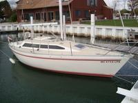 cal yachts Cal 9.2   30 feet Click to launch Larger Image