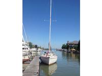cal yachts Cal 9.2   30 feet Click to launch Larger Image