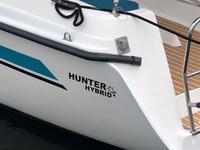 Hunter 23.5 Click to launch Larger Image