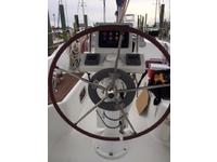 Beneteau Oceanis 31 Click to launch Larger Image