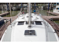 Hunter 41 DS Click to launch Larger Image