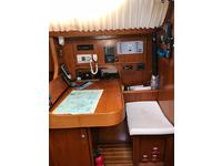 Jeanneau 371 Owners Version Click to launch Larger Image