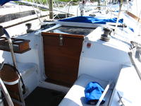 Hunter 31 Click to launch Larger Image