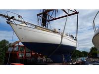Hallberg-Rassy Monsun Click to launch Larger Image