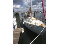 Endeavour 32 Foot Sloop Click to launch Larger Image