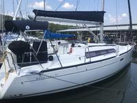 Beneteau 31 Click to launch Larger Image