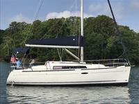 Beneteau 31 Click to launch Larger Image