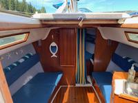 Hunter PRO 1200 Sail Boat Click to launch Larger Image