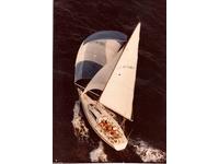 Robertson Bros Farr 38 Click to launch Larger Image