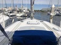 Hunter 41 Deck Salon Click to launch Larger Image