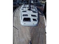 Beneteau Oceanis 523 Click to launch Larger Image