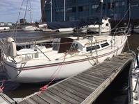 Catalina Mark 2 Tall Rig / Wing Keel Click to launch Larger Image