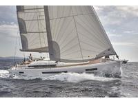 Jeanneau 490 Click to launch Larger Image