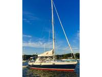 Beneteau Oceanis 4300 Click to launch Larger Image