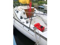 Ranger Yachts Ranger 28 Click to launch Larger Image