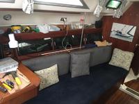 Hunter Hunter 34 1984 Coastal Cruiser Click to launch Larger Image