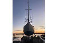 Sabre Sloop Fin Keel 36 Click to launch Larger Image