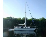 1984 North Hero marina Vermont 30 O'Day 30