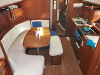 Beneteau Oceanis 393 Click to launch Larger Image