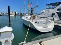 Beneteau Oceanis 393 Click to launch Larger Image