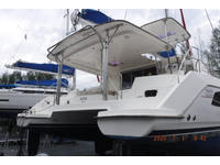 Robertson & Caine Leopard 44 Click to launch Larger Image