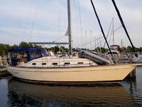 2009 Sturgeon Bay Wisconsin 38 Island Packet 370