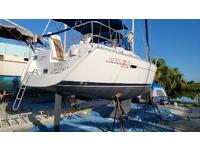 Beneteau 343 Click to launch Larger Image