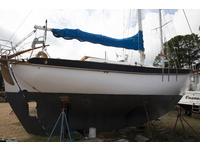 West sail 32 Click to launch Larger Image