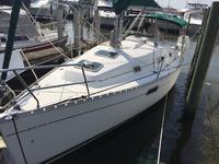 Beneteau 281 Click to launch Larger Image