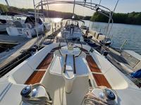 Beneteau Oceanis 461 Click to launch Larger Image
