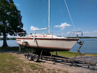 Hunter 25.5 Click to launch Larger Image
