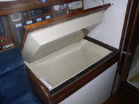 Irwin 38 CENTER COCKPIT Click to launch Larger Image