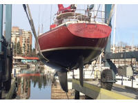 Capitol Yachts Inc Newport 41-S with moorage Click to launch Larger Image