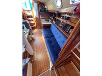 Catalina Catalina 34 Tall rig shallow draft Click to launch Larger Image