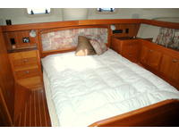 Hunter 420 Passage  SOLD Click to launch Larger Image