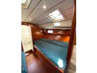 Beneteau 411 Oceanis Click to launch Larger Image